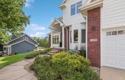 6828 Morningside Circle, Johnston, IA 50131