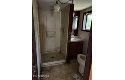 1901 Palos St, Athens, TN 37303