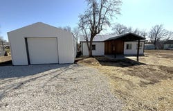 401 Bloomington Street, Bevier, MO 63532