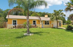 2704 Yule Tree Drive, Edgewater, FL 32141