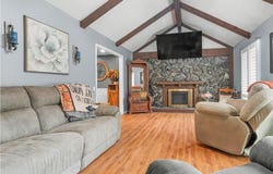 5114 Mockingbird Lane, St Joseph, MO 64506