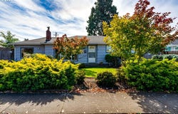 3462 ROYAL Ave, Eugene, OR 97402