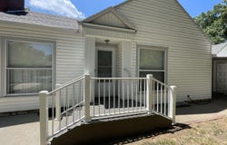 2723 SE Pennsylvania AVE, Topeka, KS 66605