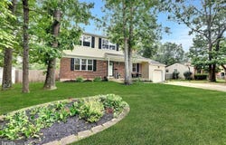 244 BRIARWOOD ROAD, WEST BERLIN, NJ 08091