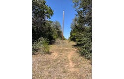 000 County Road 304, Lexington, TX 78947