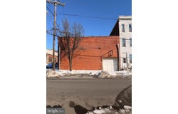 355 N 8TH Street, READING, PA 19601