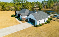 3236 Baymeadows Dr, Douglas, GA 31535