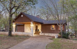 215 N Beverly Drive, Malakoff, TX 75148