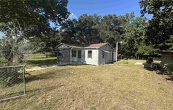 4604 Fowler Dr, Pace, FL 32571