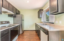 4112 N Jans Dr, Sioux Falls, SD 57107