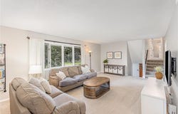 2205 Valders Avenue N, Golden Valley, MN 55427