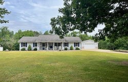1021 112th Avenue, Martin, MI 49070