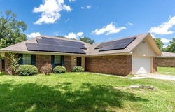 205 Clover Ln, PALESTINE, TX 75803