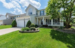 4928 Treeline Drive, Brunswick, OH 44212