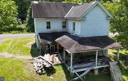 2310 ROSTKOWSKI ROAD, GREEN LANE, PA 18054