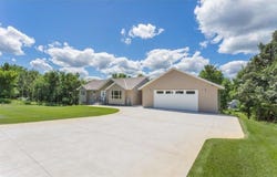 9032 Breezy Circle NW, Alexandria, MN 56308