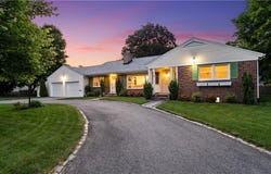 141 Weetamoe Drive, Warwick, RI 02888