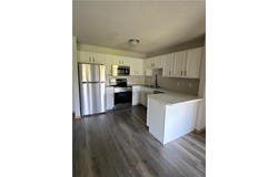 1321 Lake Drive W, Chanhassen, MN 55317