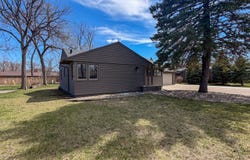 360 McClellan Dr, Huron, SD 57350
