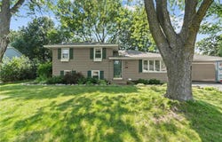 2425 Gunflint Trail, Brooklyn Park, MN 55444
