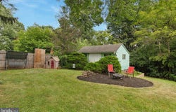 4015 SALEM CIRCLE, HARLEYSVILLE, PA 19438