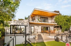 3936 Farley Ct, Studio City, CA 91604