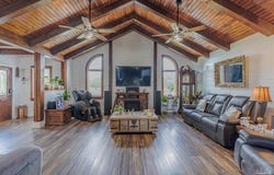 5340 Chestnut Rd, Molino, FL 32577