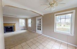 3863 Grosvenor Road, South Euclid, OH 44118