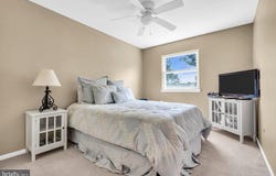 1964 E OAK ROAD, VINELAND, NJ 08361