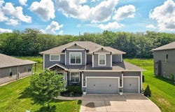839 Creekmoor Pond Lane, Raymore, MO 64083
