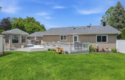 218 Windridge Drive, McHenry, IL 60050