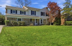 3378 Clayton Boulevard, Shaker Heights, OH 44120