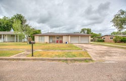 104 Largent Ave, Ballinger, TX 76821