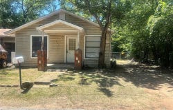 412/410 Small Street, Bowie, TX 76230