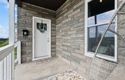 333 E Grant St, Houston, PA 15342