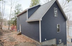 464-467 Memorial Drive, Winthrop, ME 04364