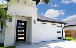 2221 N Woody Street, Edinburg, TX 78541