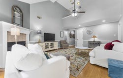 7979 JILLS CREEK Dr, Bartlett, TN 38133