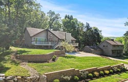 7705 Oakridge Drive SE, Huntsville, AL 35802