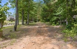 157 Persimmon Circle, Lexington, TN 38351