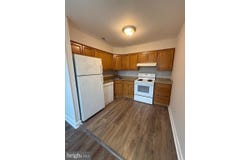 162 WILLOW Turn, MOUNT LAUREL, NJ 08054