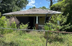 527 Stanley Cir, Darlington, SC 29532