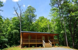 1621 Mountain Laurel Rd, Whittier, NC 28789
