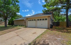 4201 Amherst Lane, Grand Prairie, TX 75052