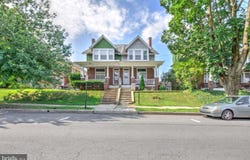 406 READING AVENUE, READING, PA 19611