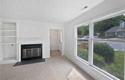 17 AppleTree Lane, Greensboro, NC 27455