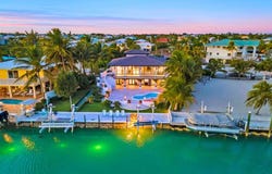 210 W Seaview Circle, Duck Key, FL 33050