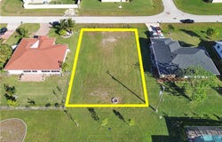 3510 SW 14th Place, Cape Coral, FL 33914