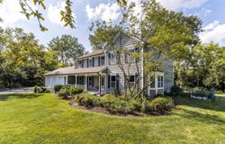 5564 Old Field Road, Long Grove, IL 60047