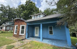 131 Lincoln Ave, Newport, TN 37821